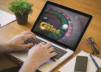 Disconnected and Online Casino Gambling