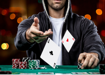 The Evolution of Poker: How the Internet Changed the Game